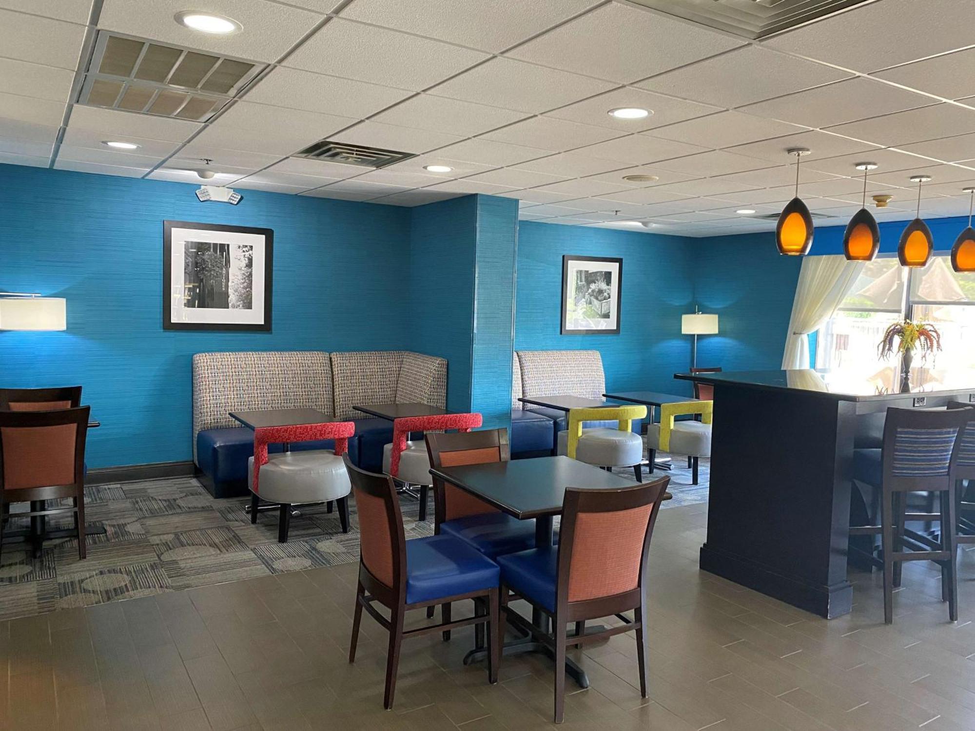 Hampton Inn Ft. Chiswell-Max Meadows Luaran gambar