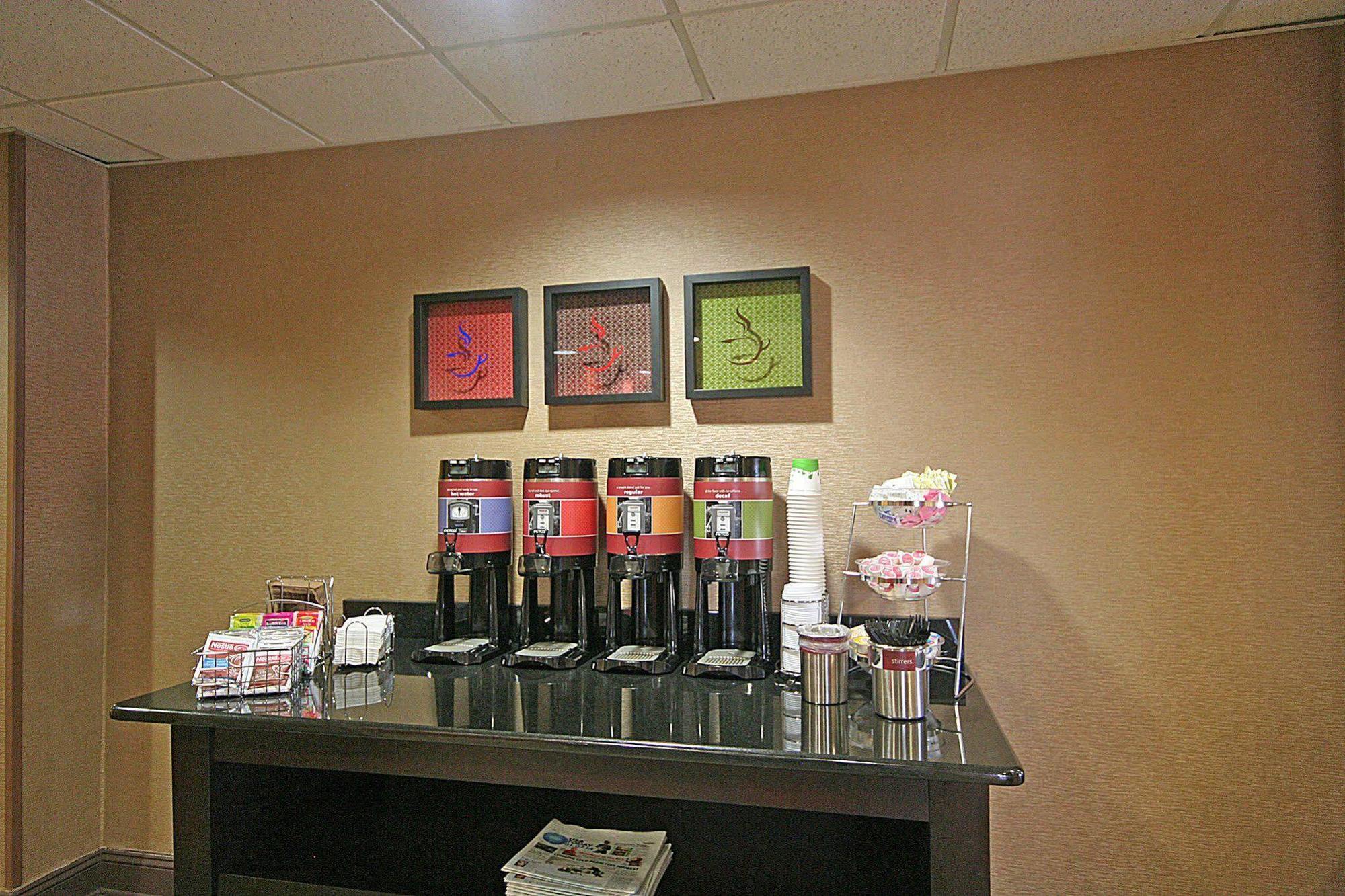 Hampton Inn Ft. Chiswell-Max Meadows Luaran gambar